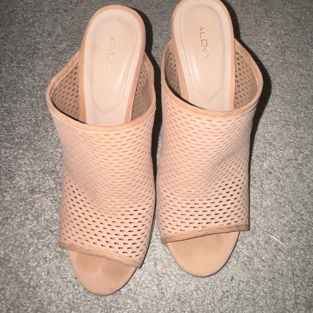 ALDO Blush Peep-Toe Perforated Slide Heels